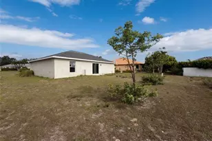 2207 NW 21st Ave, Cape Coral, FL 33993 - Photo 16