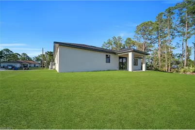 2813 40th St W, Lehigh Acres, FL 33971 - Photo 28