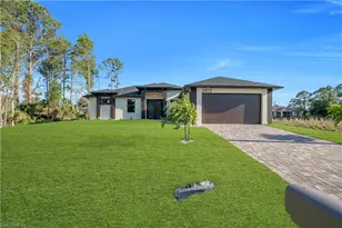 2813 40th St W, Lehigh Acres, FL 33971 - Photo 2