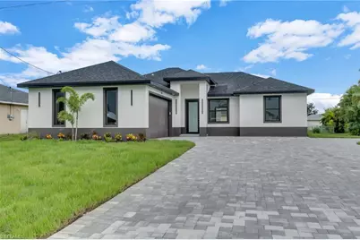 474 NE 2nd Pl, Cape Coral, FL 33909 - Photo 1