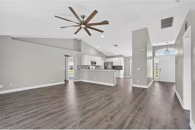 409 NE 25th Ter, Cape Coral, FL 33909 - Photo 10