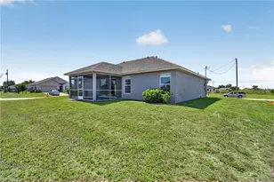 409 NE 25th Terrace, Cape Coral, FL 33909 - Photo 48