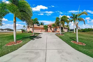 3237 Yucatan Pkwy, Cape Coral, FL 33993 - Photo 2