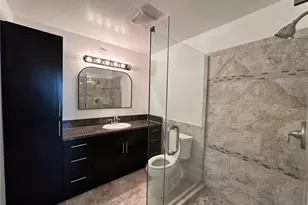 4266 Island Cir, Fort Myers, FL 33919 - Photo 10