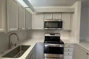 5218 Cedarbend Dr, Fort Myers, FL 33919 - Photo 12