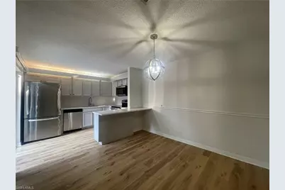 5218 Cedarbend Dr #4, Fort Myers, FL 33919 - Photo 2