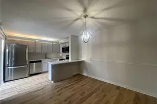 5218 Cedarbend Dr, Fort Myers, FL 33919 - Photo 2
