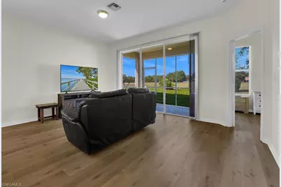 11204 Lakeland Cir, Fort Myers, FL 33913 - Photo 12