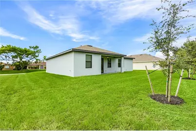 309 SW Trafalgar Pkwy, Cape Coral, FL 33991 - Photo 24