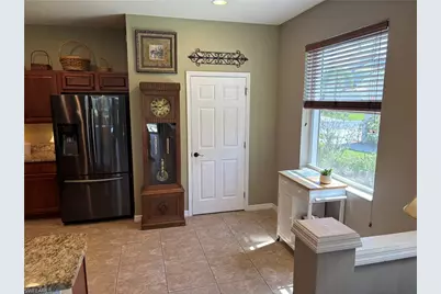 8271 Village Edge Cir #6, Fort Myers, FL 33919 - Photo 8