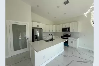 115 Lansing Cir, Labelle, FL 33935 - Photo 6