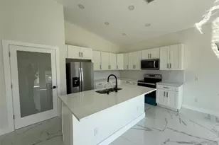 115 Lansing Cir, Labelle, FL 33935 - Photo 6