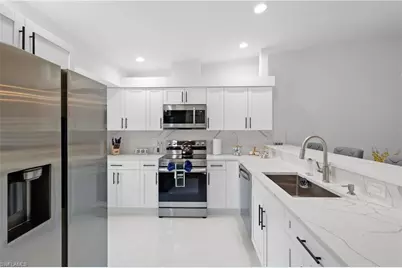 1630 SW Santa Barbara Pl, Cape Coral, FL 33991 - Photo 6
