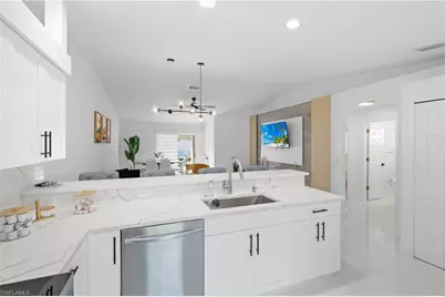 1630 SW Santa Barbara Pl, Cape Coral, FL 33991 - Photo 10