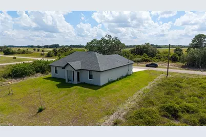3013 Adcock Dr, Labelle, FL 33935 - Photo 22