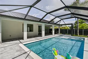812 SW 14th Ave, Cape Coral, FL 33991 - Photo 16