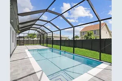 223 SW 22nd Ct, Cape Coral, FL 33991 - Photo 14