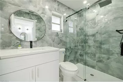2285 SE 28th St, Cape Coral, FL 33904 - Photo 4
