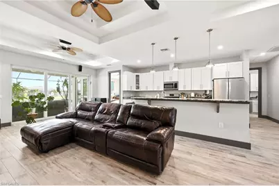 212 SW 20th St, Cape Coral, FL 33991 - Photo 12
