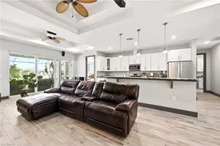 212 SW 20th St, Cape Coral, FL 33991 - Photo 12