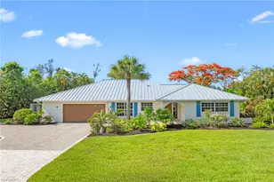283 Palm Lake Dr, Sanibel, FL 33957 - Photo 8