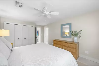 283 Palm Lake Dr, Sanibel, FL 33957 - Photo 18
