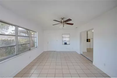 220 Punta Alta Ct, Lehigh Acres, FL 33936 - Photo 16