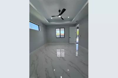 913 NE Juanita Pl, Cape Coral, FL 33909 - Photo 18
