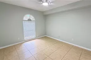 28 Cosmopolitan Dr, Lehigh Acres, FL 33936 - Photo 6