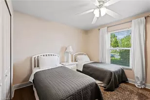 1250 Silverstrand Dr, Naples, FL 34110 - Photo 30