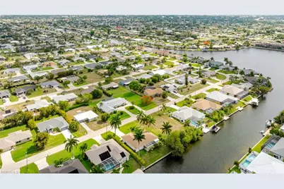 228 SW 47th St, Cape Coral, FL 33914 - Photo 10