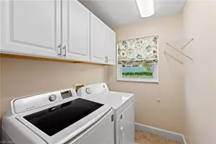 1250 Silverstrand Dr, Naples, FL 34110 - Photo 32