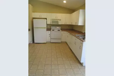 228 Ambury St, Fort Myers, FL 33913 - Photo 4