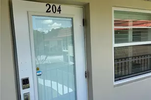 11 Vista Palm Ln, Vero Beach, FL 32962 - Photo 2