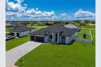 4328 NW 32nd Ln, Cape Coral, FL 33993 - Photo 2