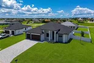 4328 NW 32nd Ln, Cape Coral, FL 33993 - Photo 2