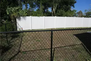 2809 Breezewood Dr, North Fort Myers, FL 33917 - Photo 12