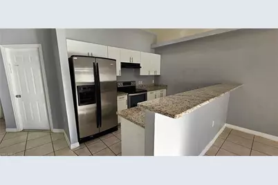 401 SE 24th Ave #401, Cape Coral, FL 33990 - Photo 4