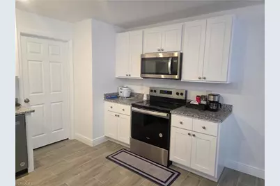 2156 Edison Ave, Fort Myers, FL 33901 - Photo 8