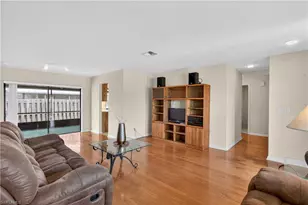 9708 Foxglove Cir, Fort Myers, FL 33919 - Photo 4
