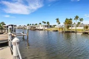 17540 Peppard Dr, Fort Myers Beach, FL 33931 - Photo 2