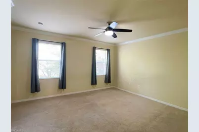 10302 Via Colomba Cir, Fort Myers, FL 33966 - Photo 6