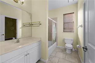 325 SE 21st St, Cape Coral, FL 33990 - Photo 34