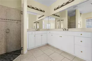 325 SE 21st St, Cape Coral, FL 33990 - Photo 30