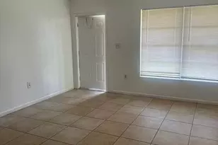 213 10th St, Moore Haven, FL 33471 - Photo 2