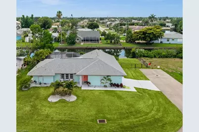 2102 SE 8th St, Cape Coral, FL 33990 - Photo 1