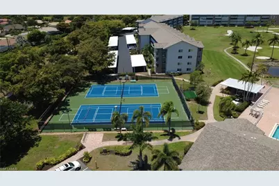14961 Hole in 1 Cir #109, Fort Myers, FL 33919 - Photo 8