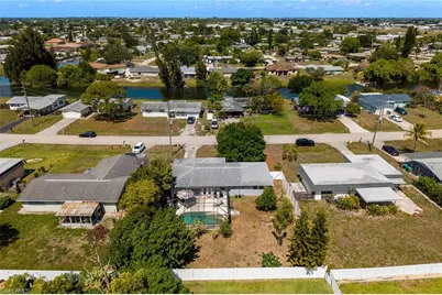 417 NE 14th Ave, Cape Coral, FL 33909 - Photo 40