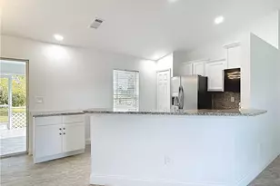 18522 Robinson Ave, Port Charlotte, FL 33948 - Photo 8