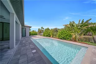 411 SW 26th Pl, Cape Coral, FL 33991 - Photo 4